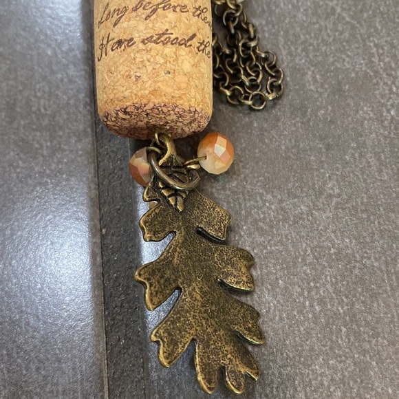 Handmade Wine cork necklace - Picture 4 of 6